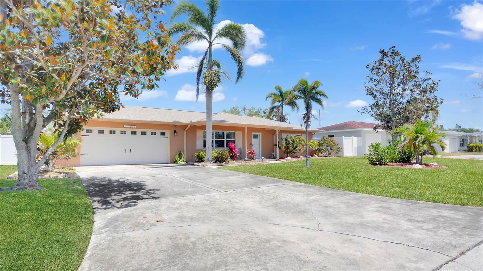 Details for 11535 64th Terrace, SEMINOLE, FL 33772