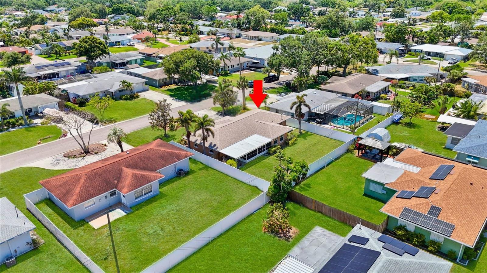Image 7 of 31 For 11535 64th Terrace