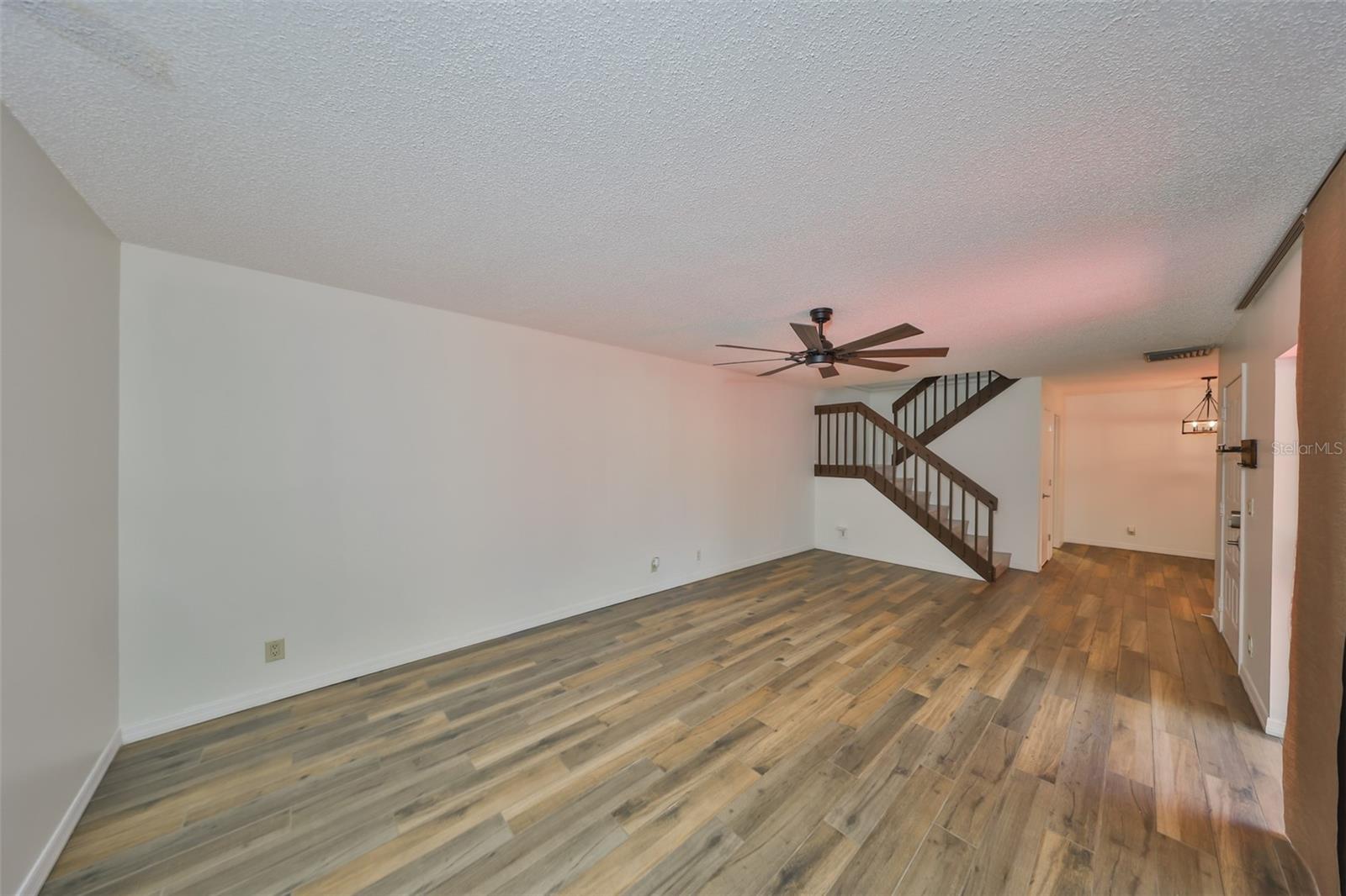 Image 10 of 40 For 2627 2nd Court