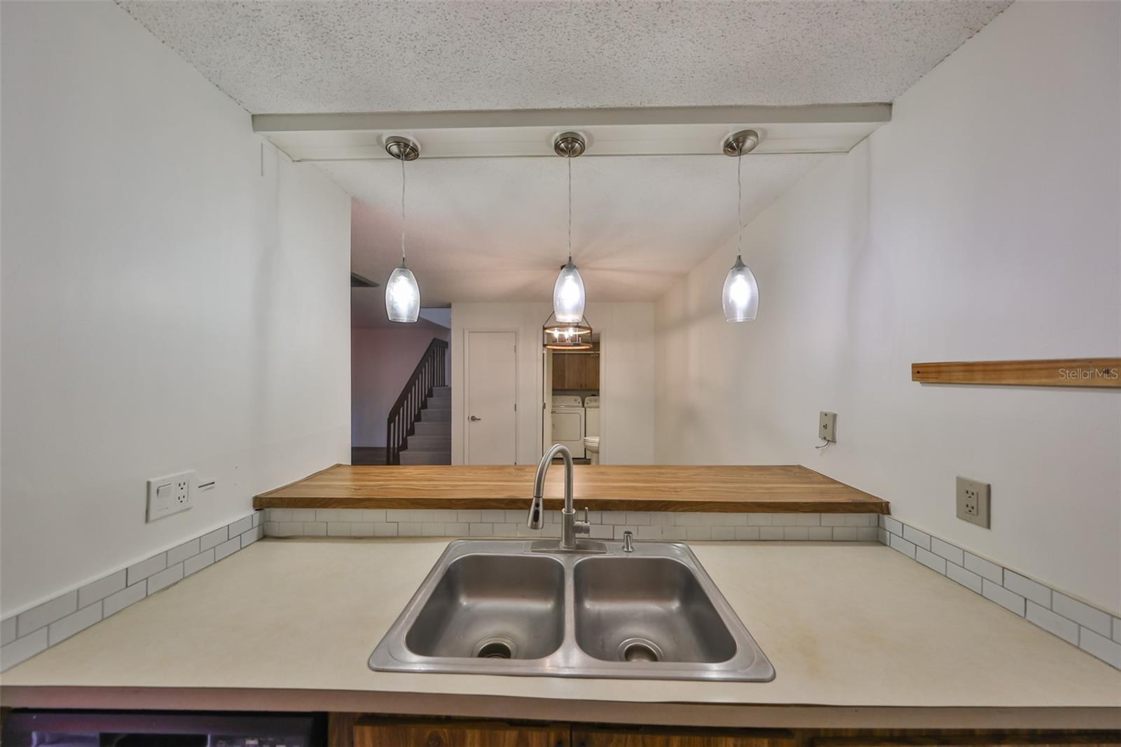 Image 17 of 40 For 2627 2nd Court