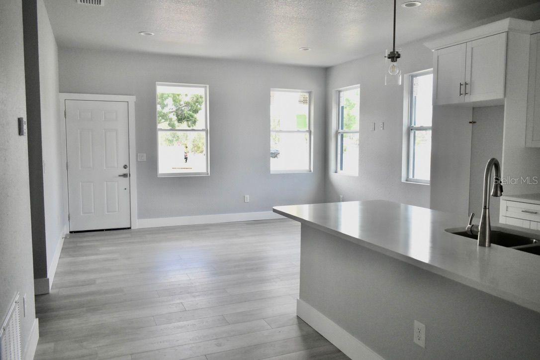 Image 15 of 19 For 2504 28th Avenue