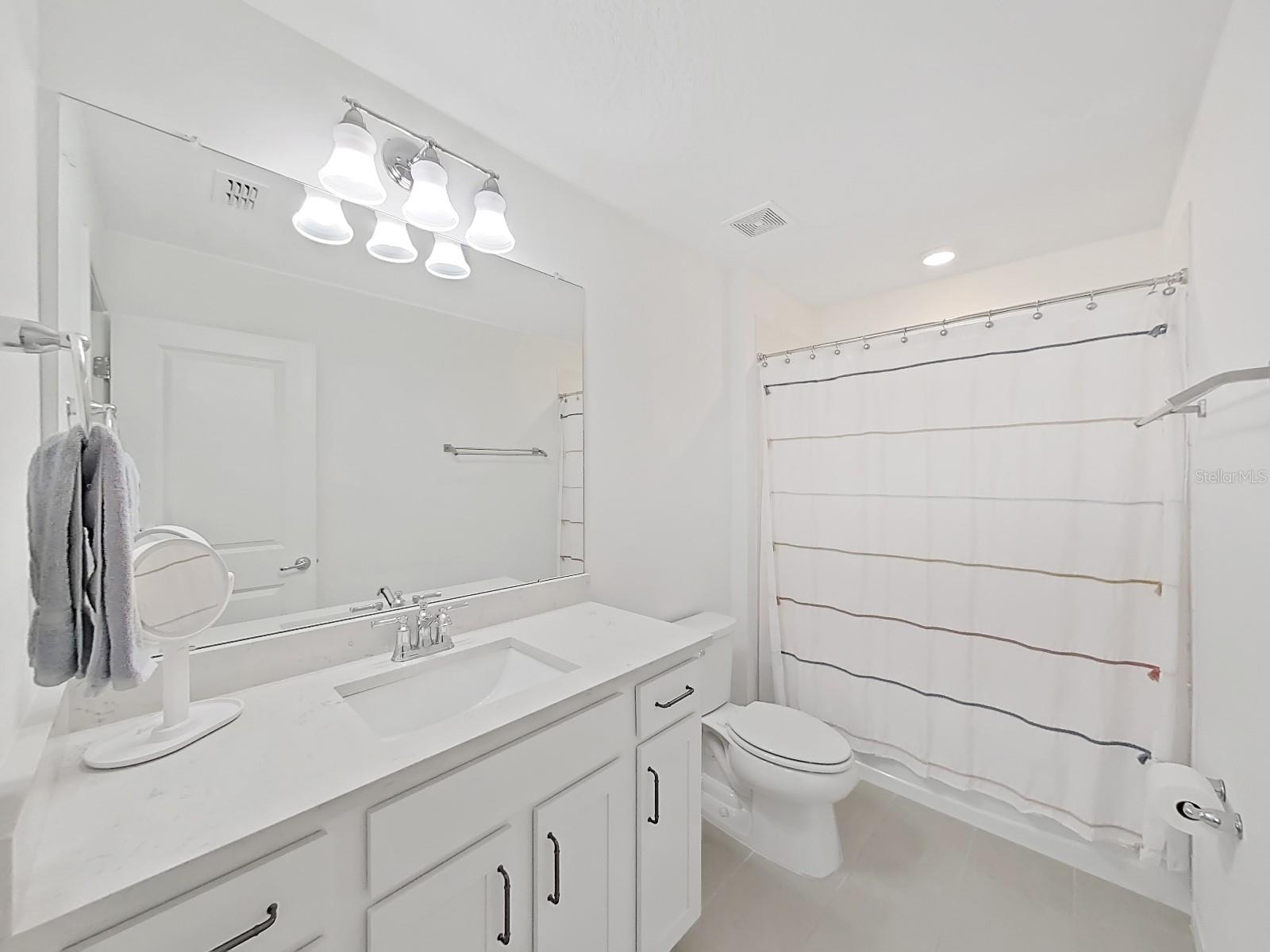 Image 21 of 54 For 17737 Everlong Drive