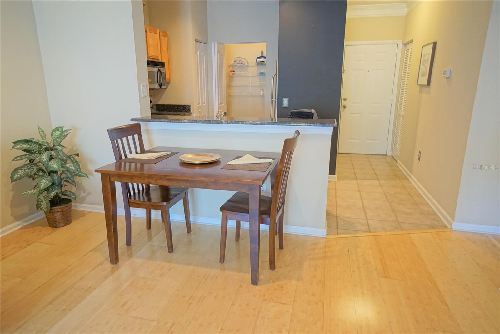 Image 6 of 22 For 4207 Dale Mabry Highway 5209