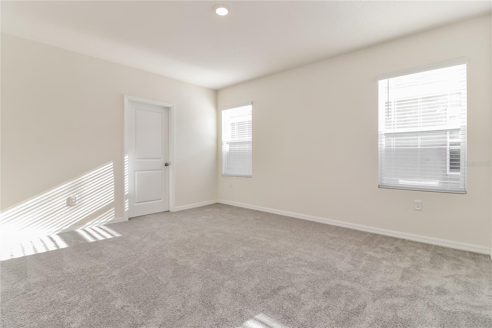 Image 13 of 15 For 5376 Oxford Gray Road