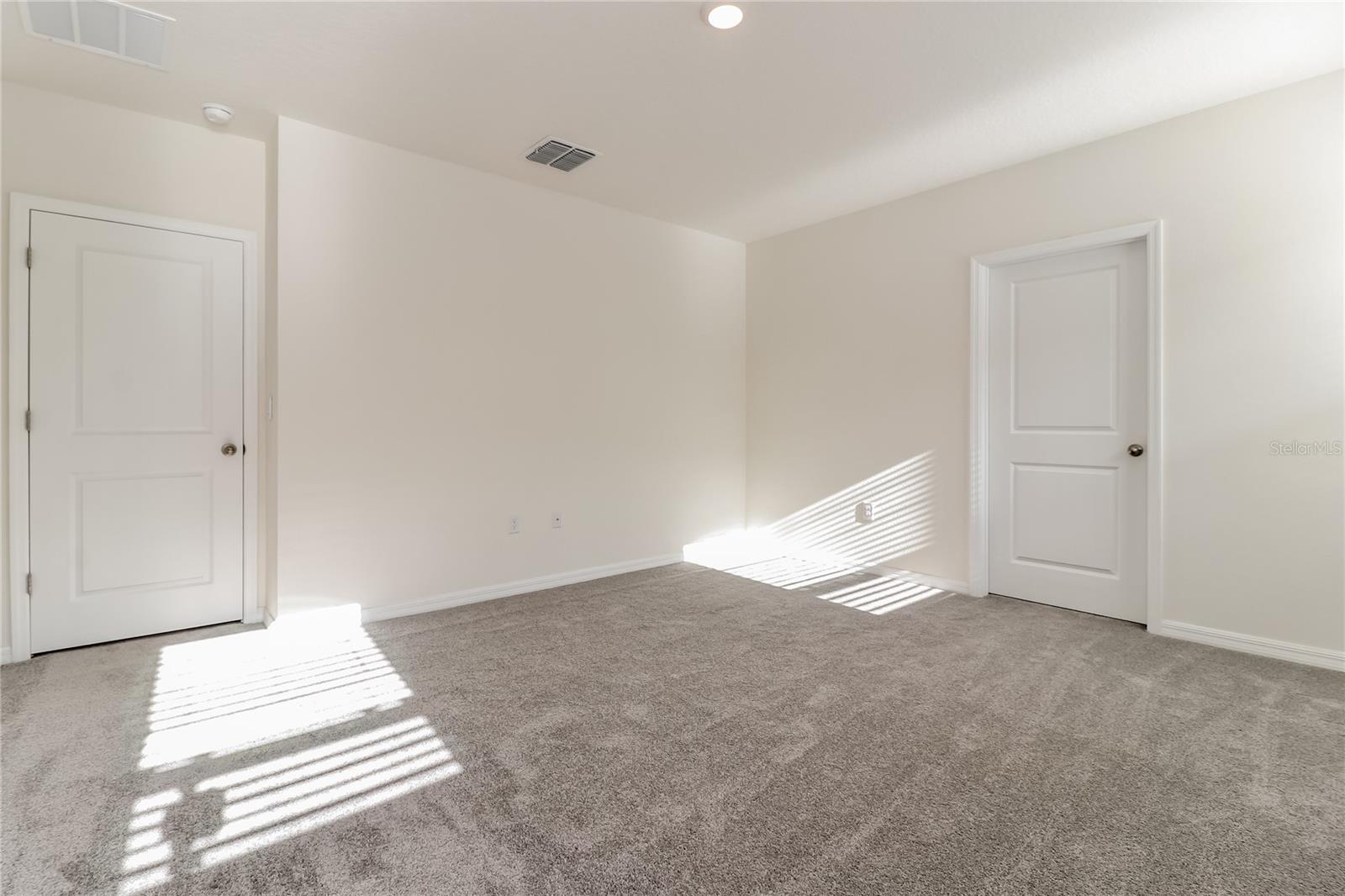 Image 8 of 15 For 5376 Oxford Gray Road