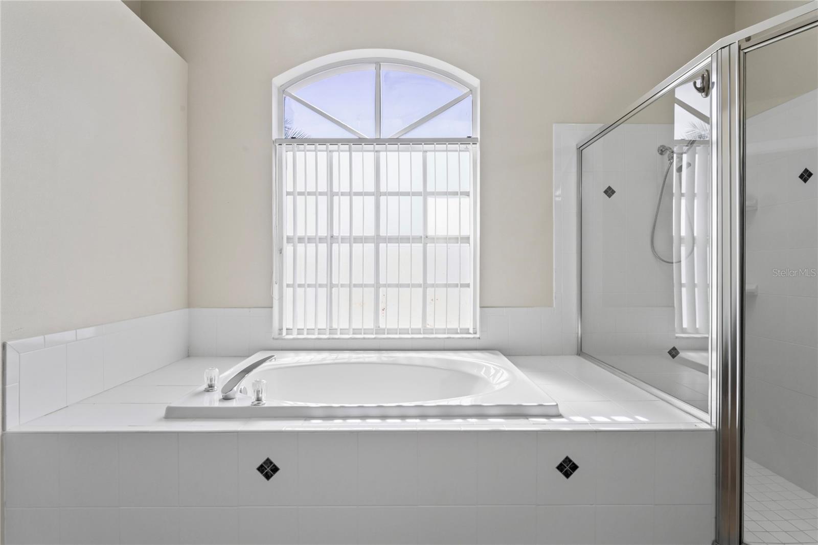 Image 30 of 62 For 223 Eastpoint Court