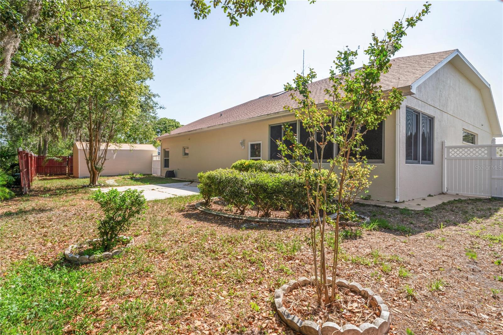 Image 46 of 62 For 223 Eastpoint Court