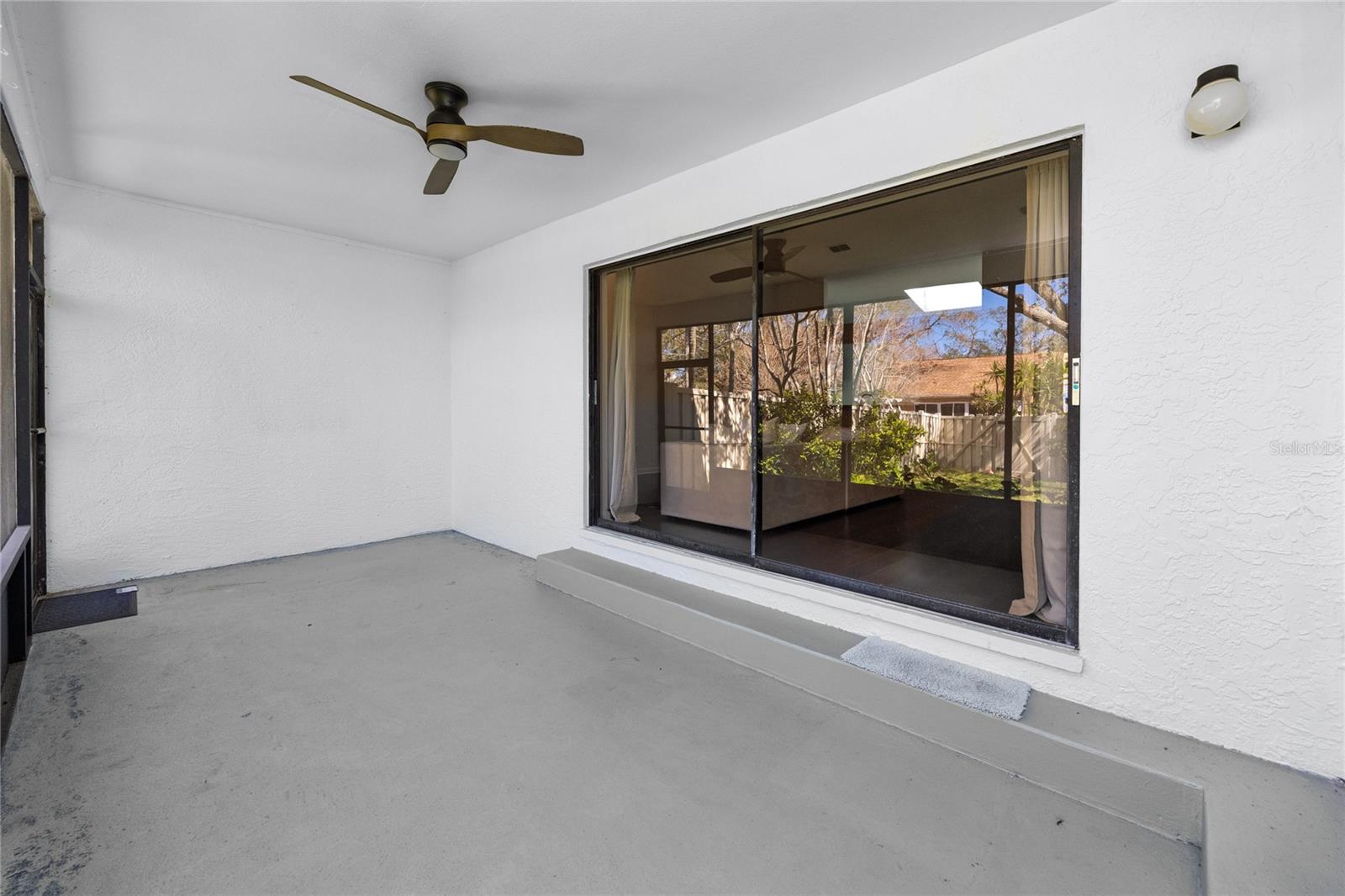 Image 34 of 65 For 944 San Carlos Court Ne