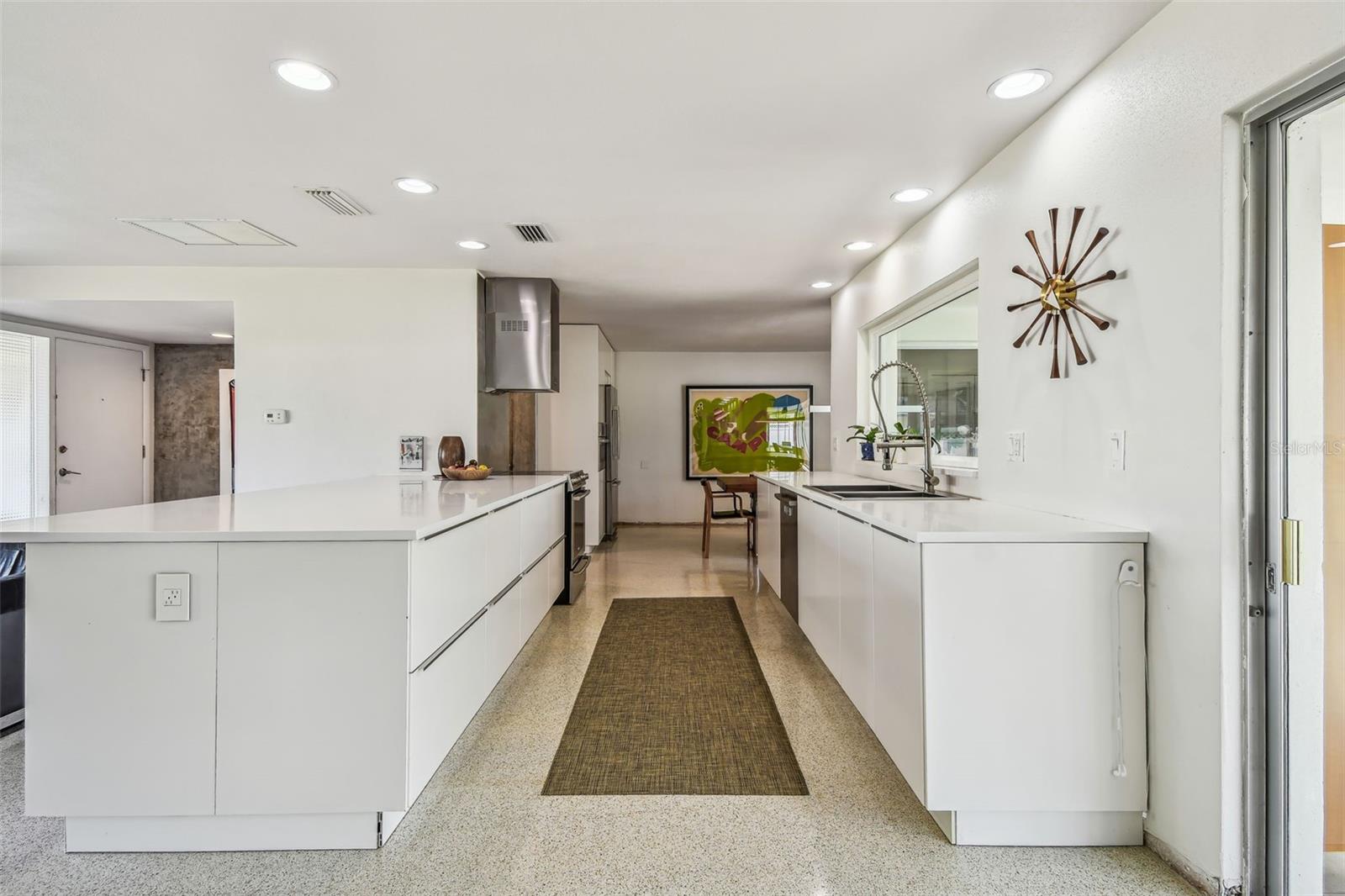 Image 11 of 35 For 1714 Cypress Avenue