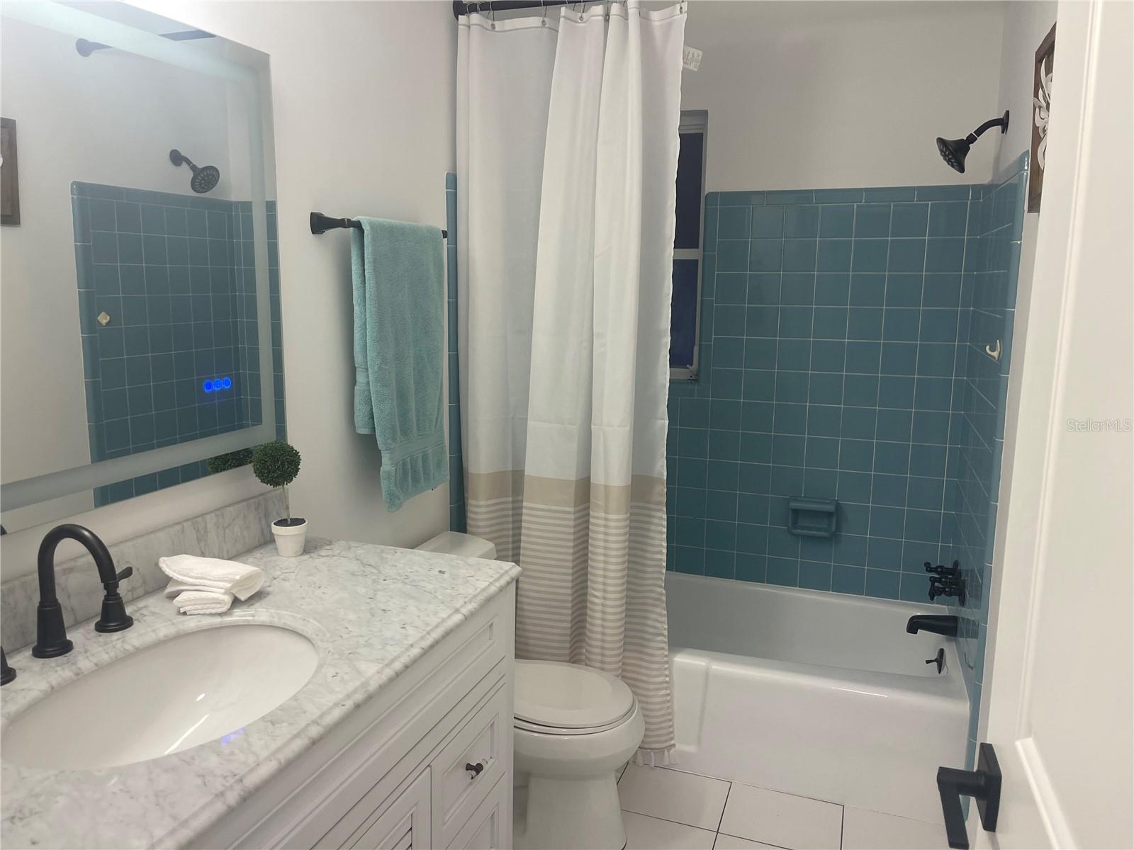 Image 11 of 33 For 2662 Oakbrook Drive