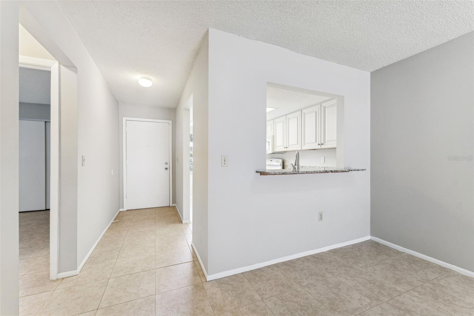 Image 10 of 31 For 2640 Woodgate Lane F6