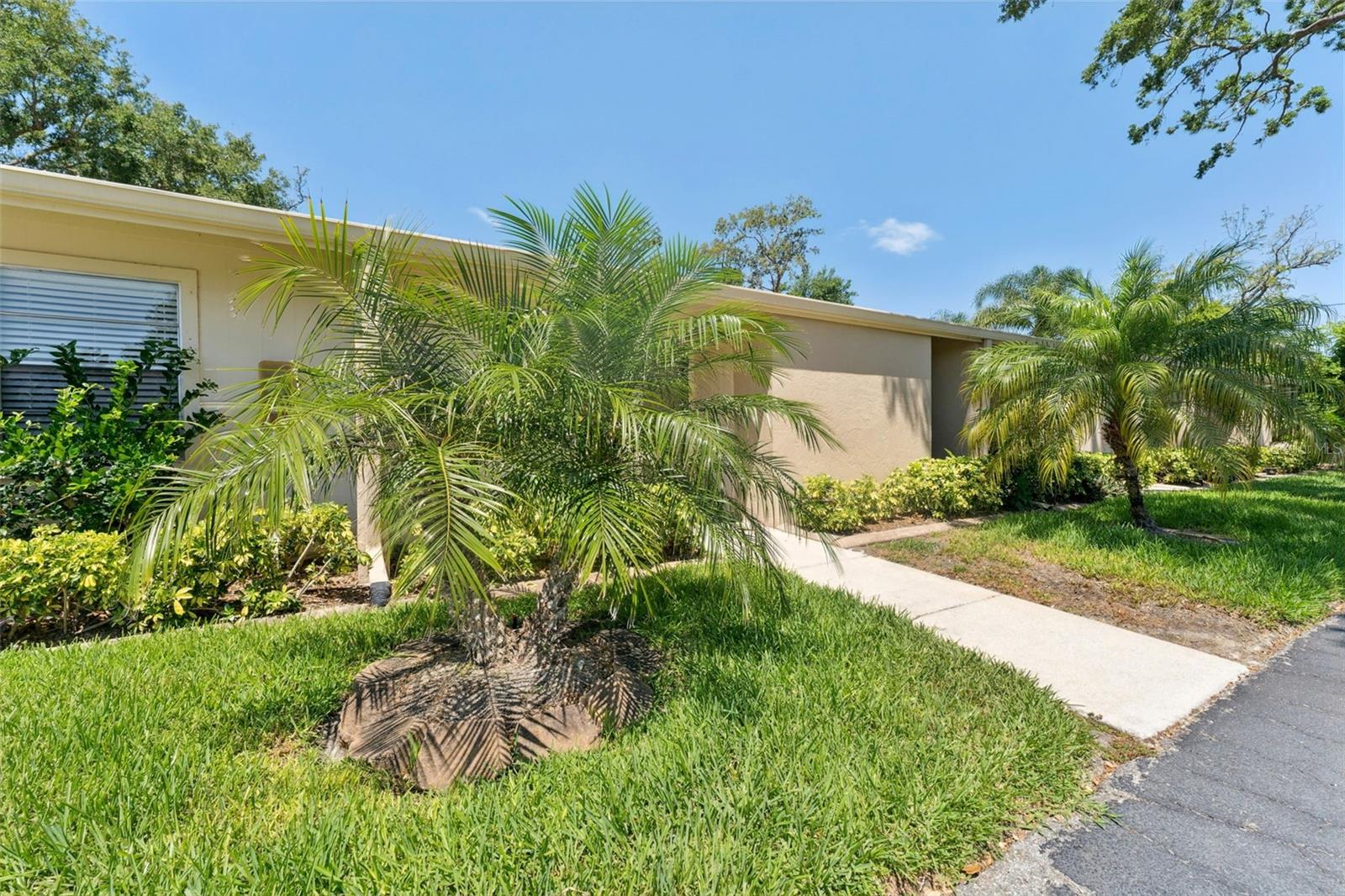 Image 3 of 31 For 2640 Woodgate Lane F6