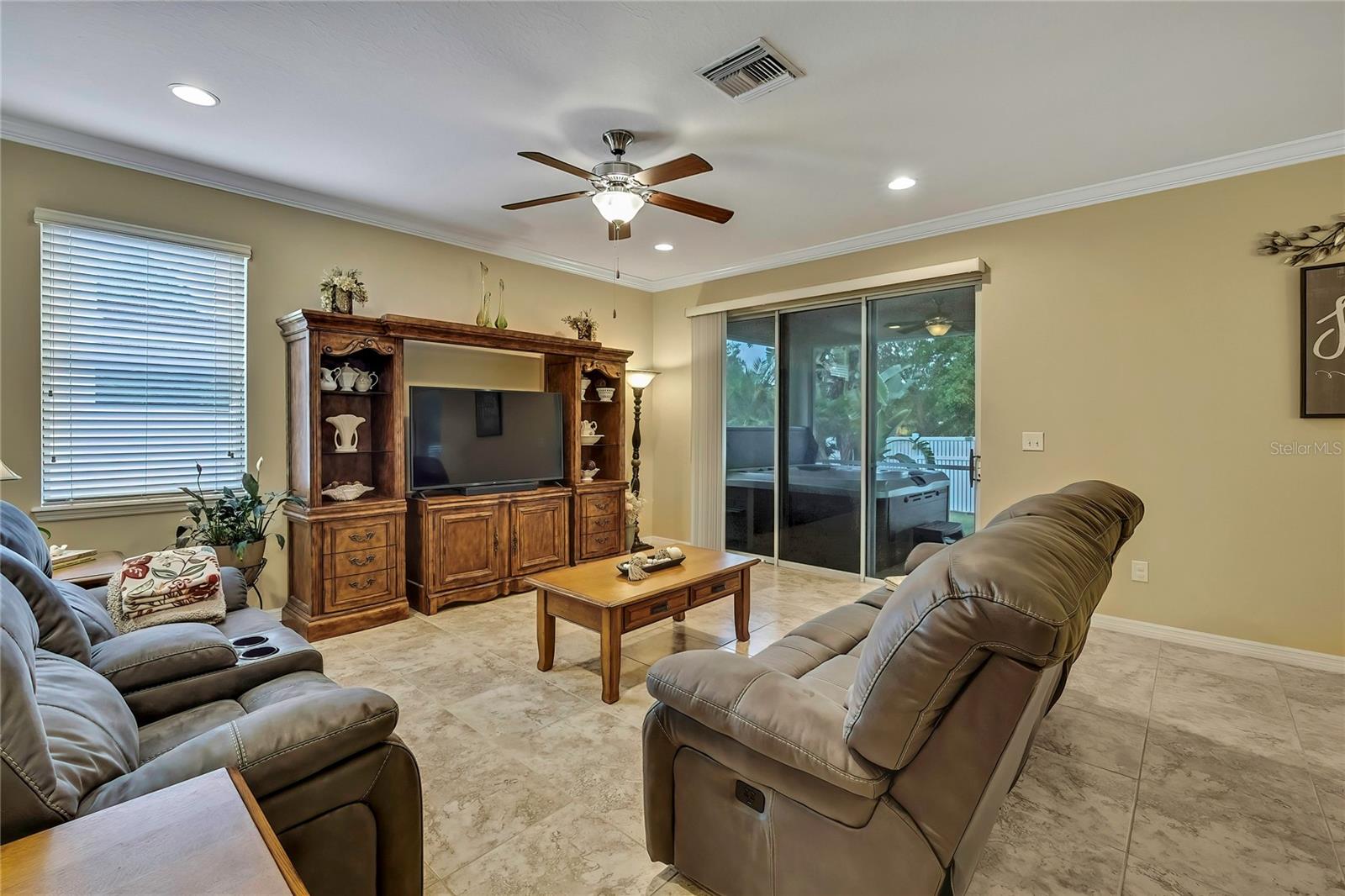 Image 24 of 77 For 2387 Bartolo Drive