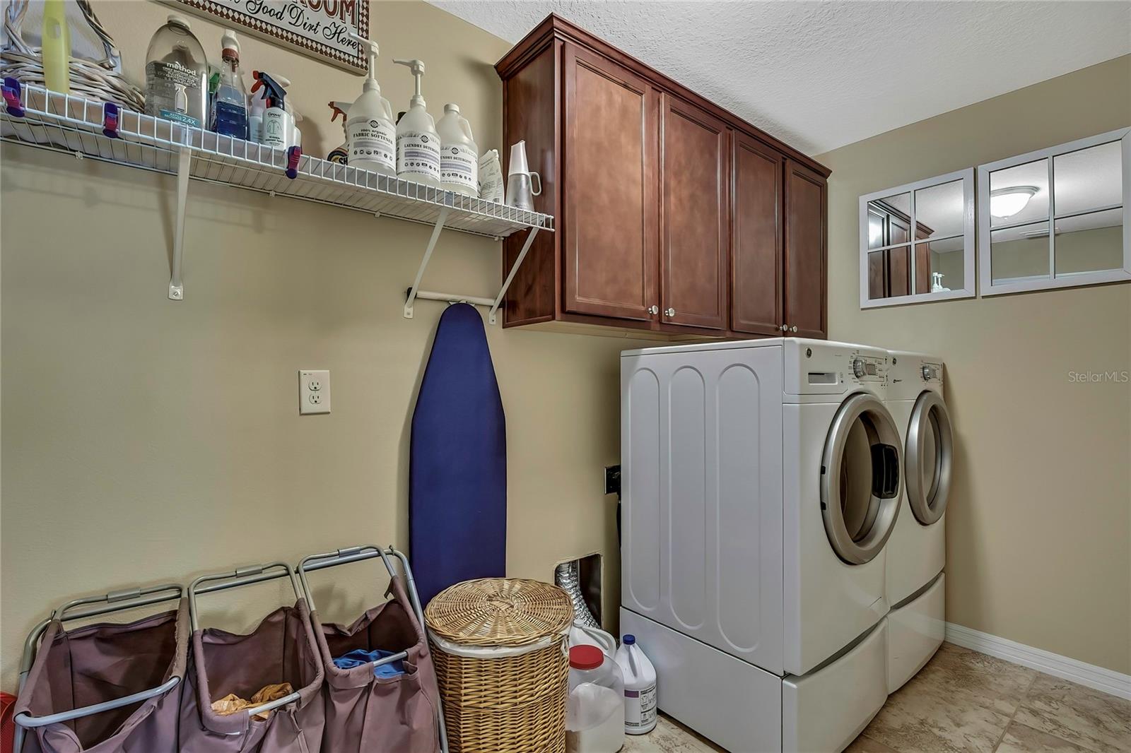 Image 39 of 77 For 2387 Bartolo Drive