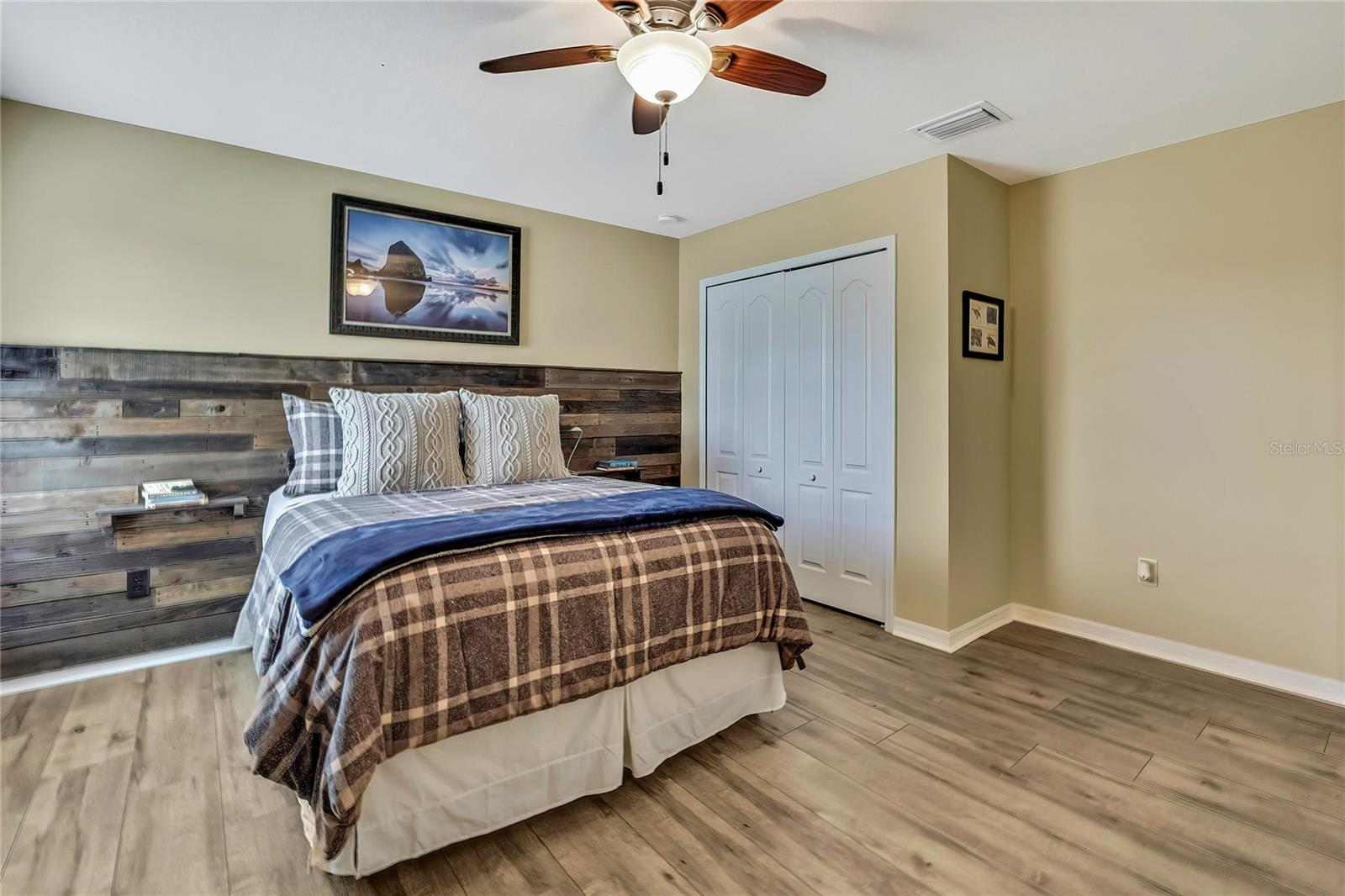 Image 51 of 77 For 2387 Bartolo Drive