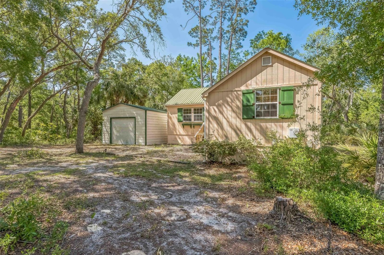 Image 7 of 26 For 526 Kings Creek Circle