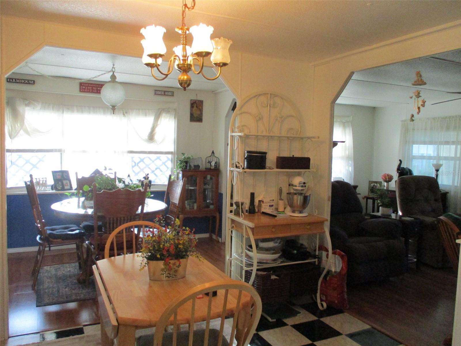 Image 4 of 32 For 3732 Muller Drive