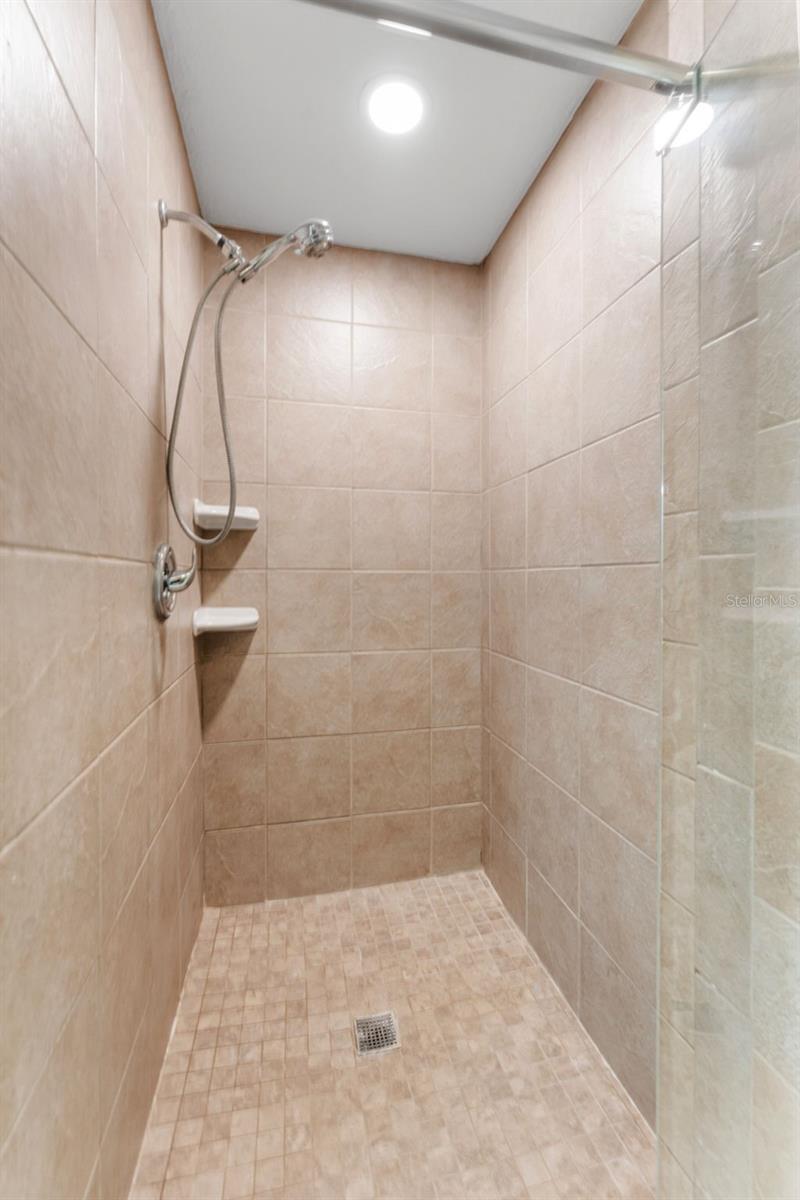 Image 23 of 55 For 14506 Alejo Court