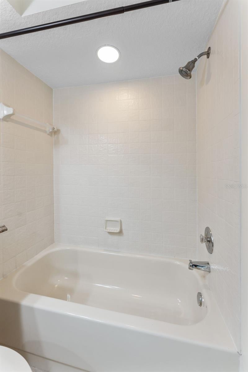Image 30 of 55 For 14506 Alejo Court