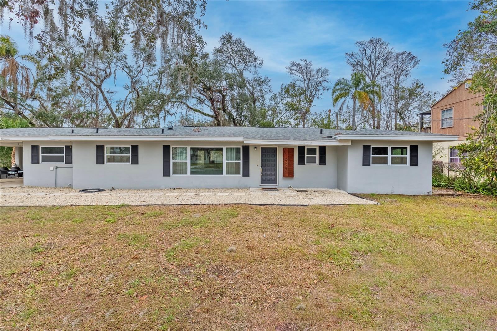 Details for 11927 Riverhills Dr, TEMPLE TERRACE, FL 33617