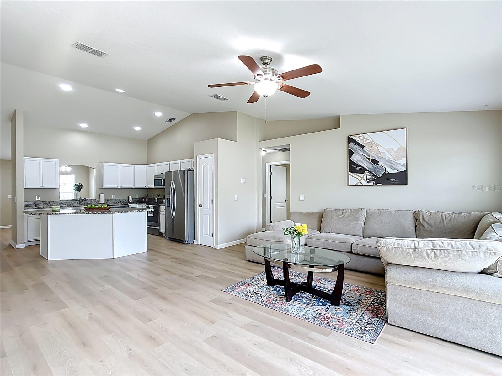 Image 15 of 49 For 1639 Saddlehorn Drive