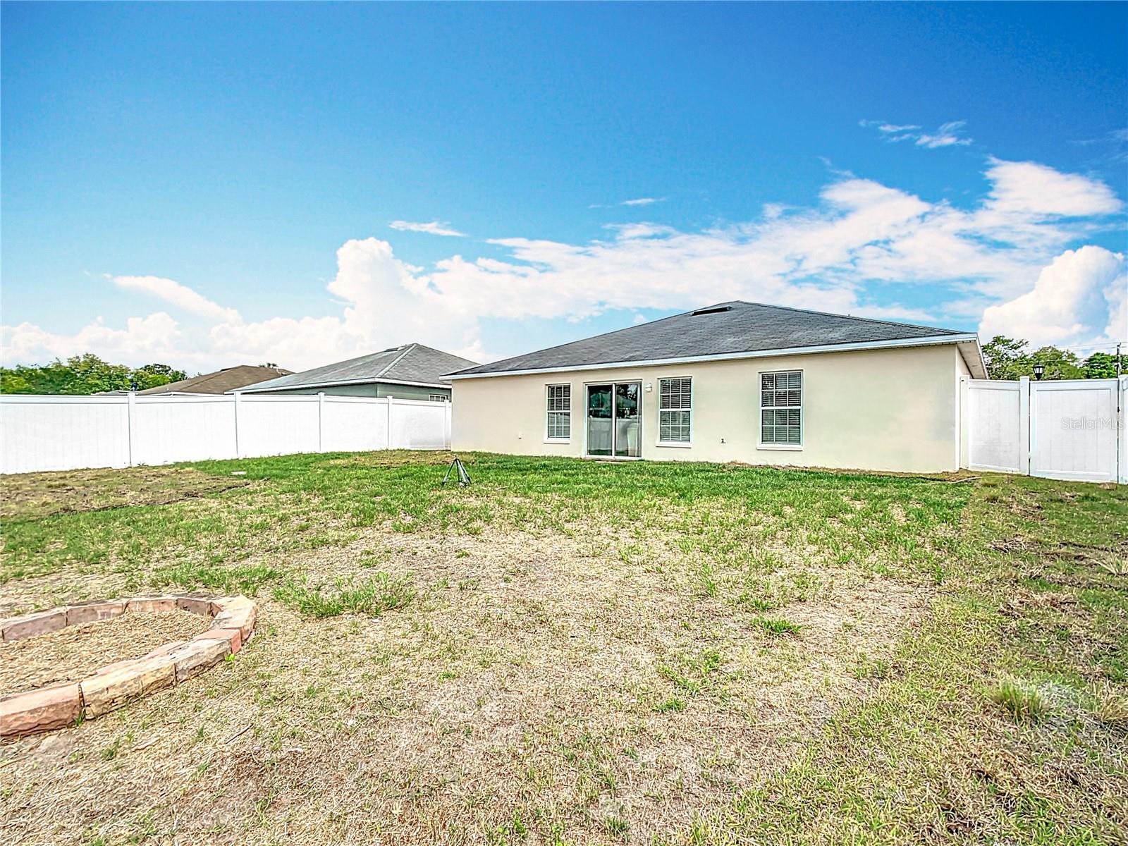Image 37 of 49 For 1639 Saddlehorn Drive