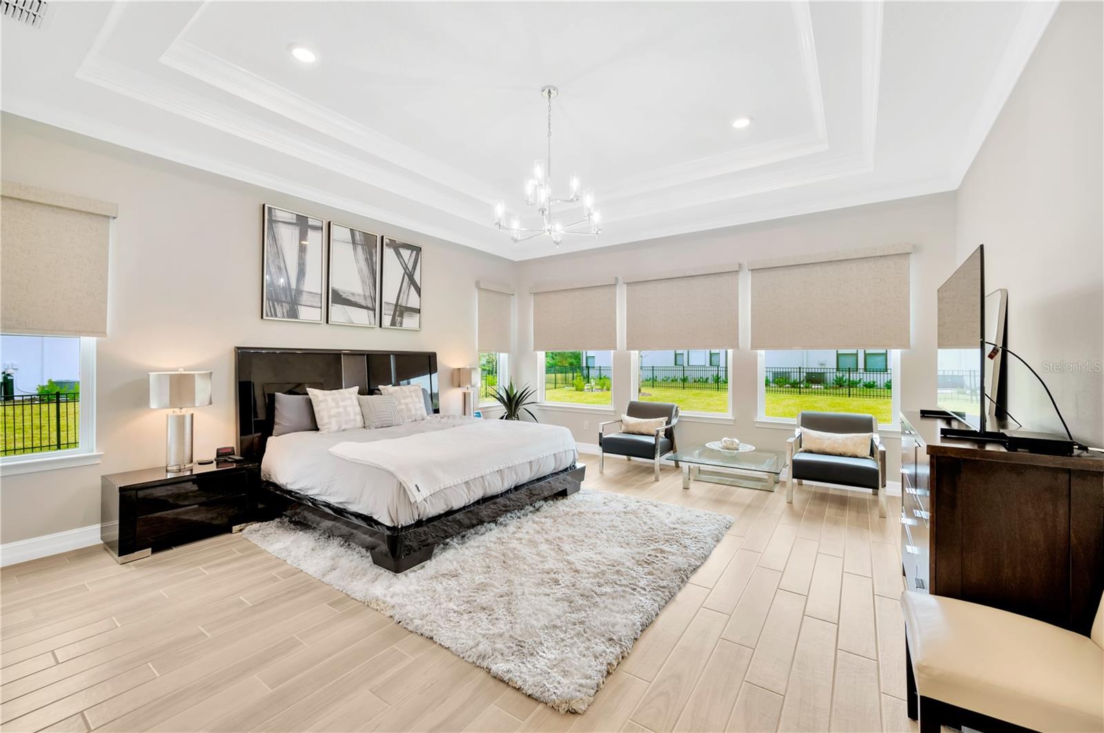 Image 42 of 98 For 17804 Brewster Green