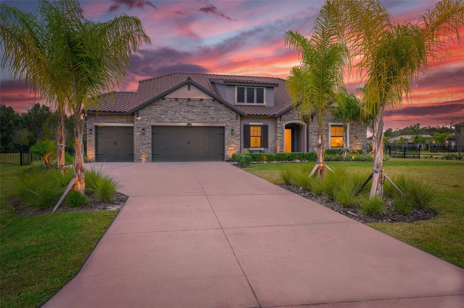 Image 5 of 98 For 17804 Brewster Green