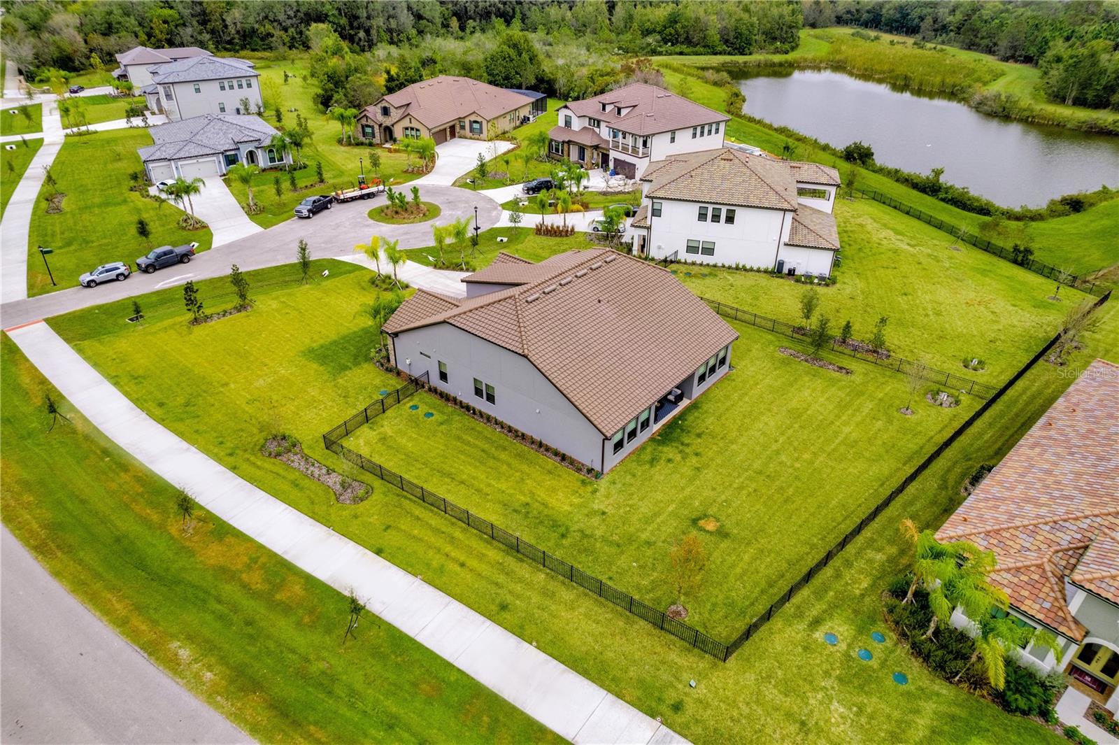 Image 72 of 98 For 17804 Brewster Green