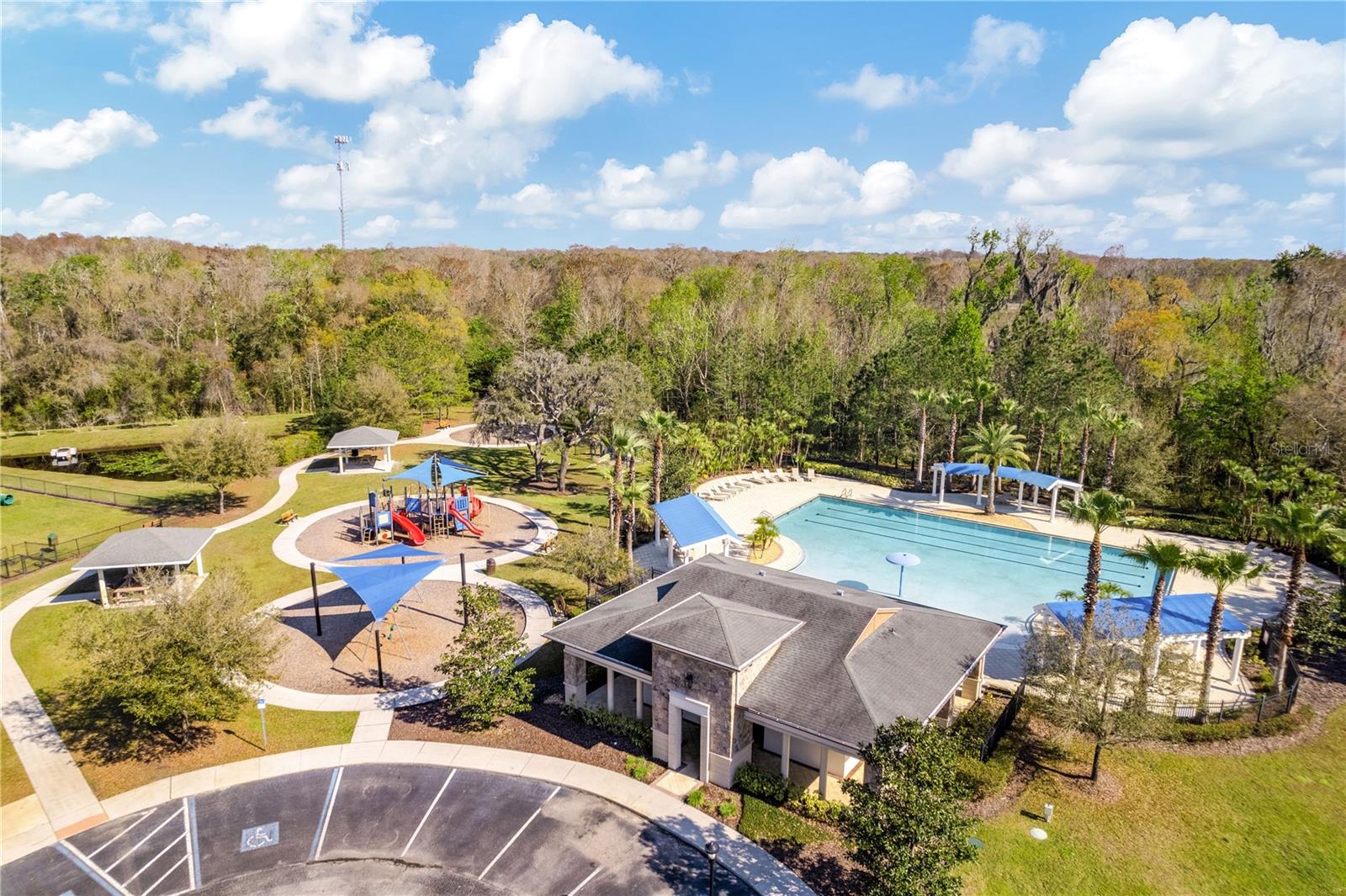 Image 88 of 98 For 17804 Brewster Green