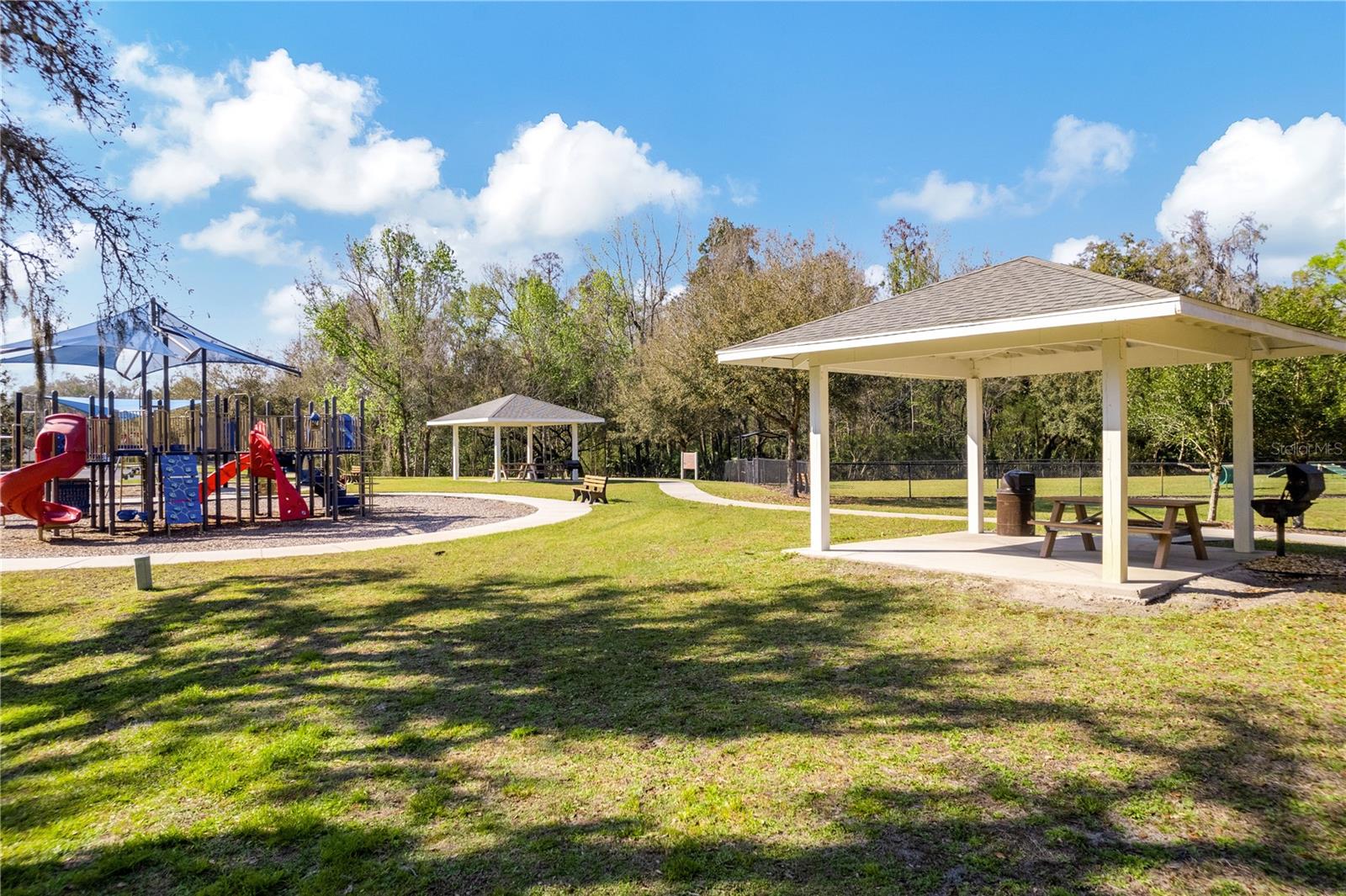 Image 95 of 98 For 17804 Brewster Green