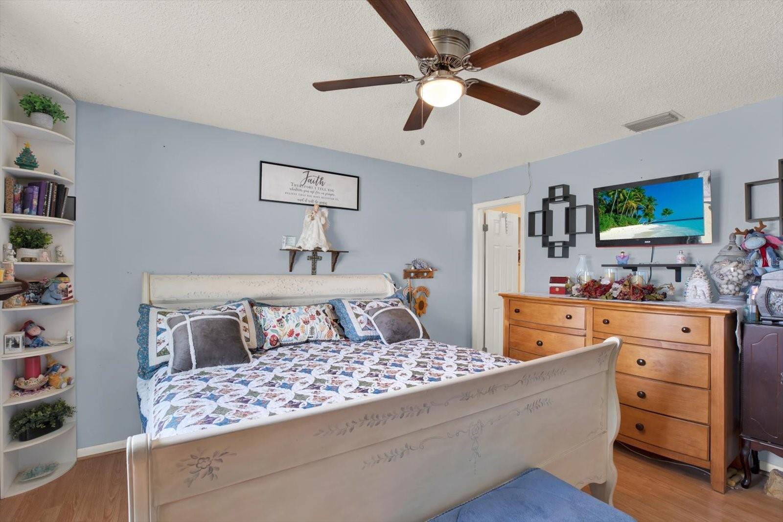 Image 13 of 22 For 3060 55th Avenue N