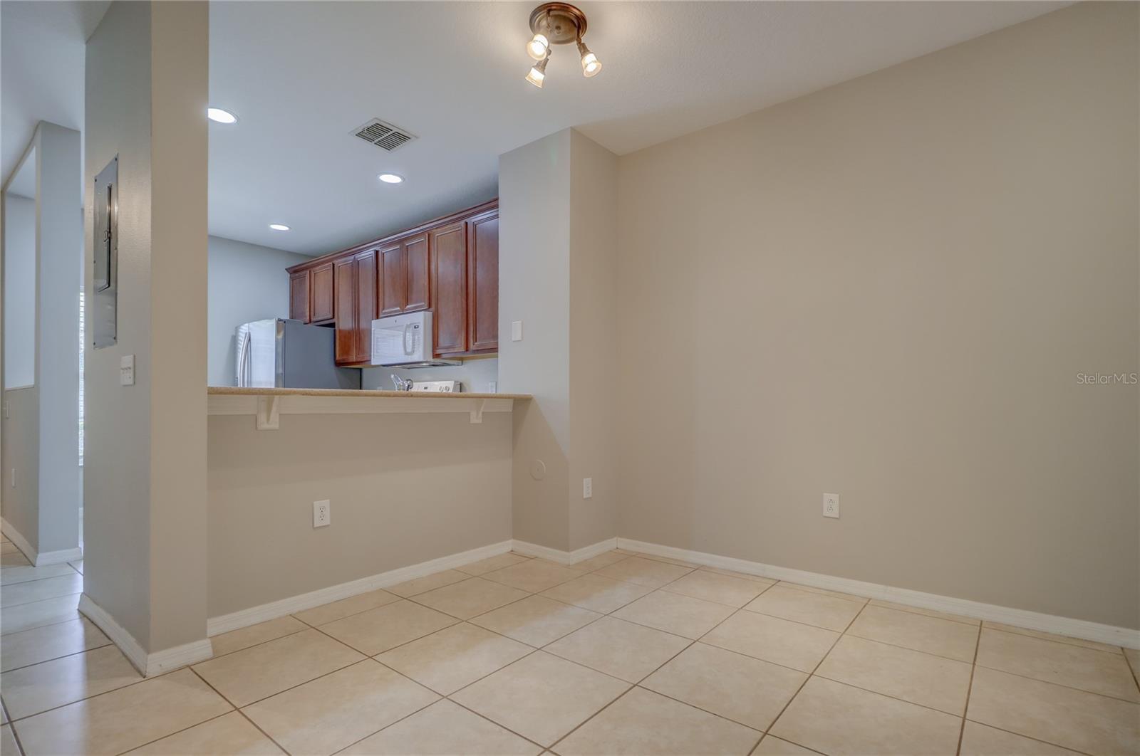 Image 14 of 71 For 8531 Trail Wind Drive