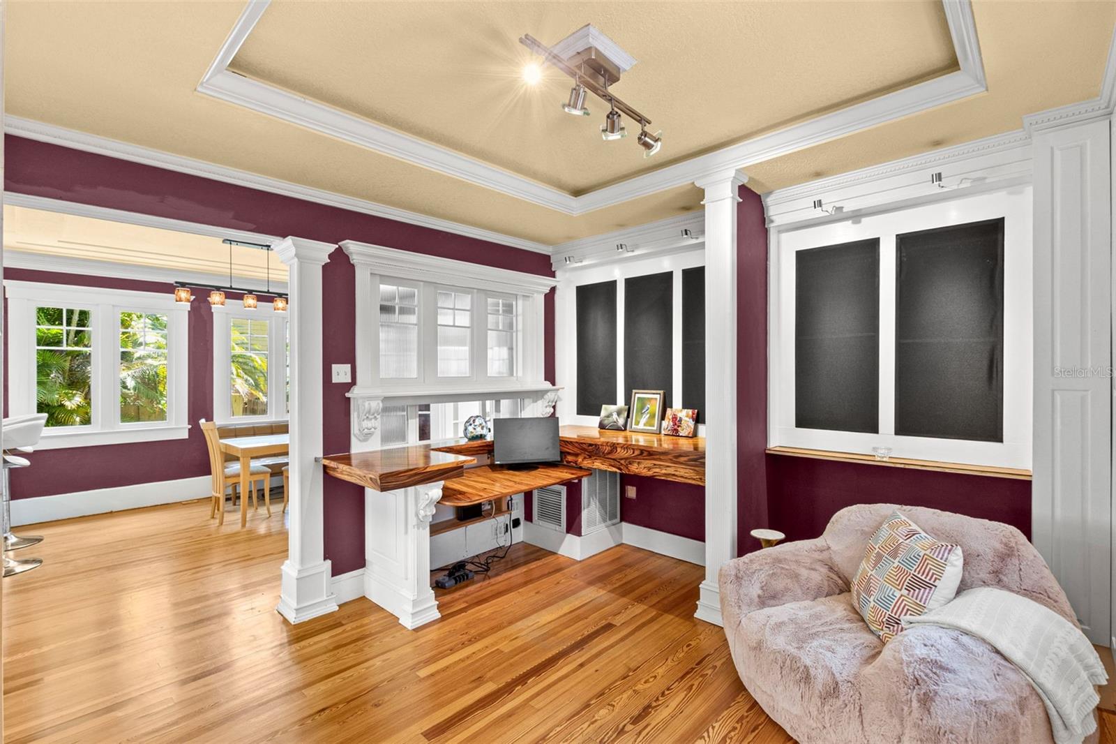 Image 18 of 47 For 146 8th Avenue Ne