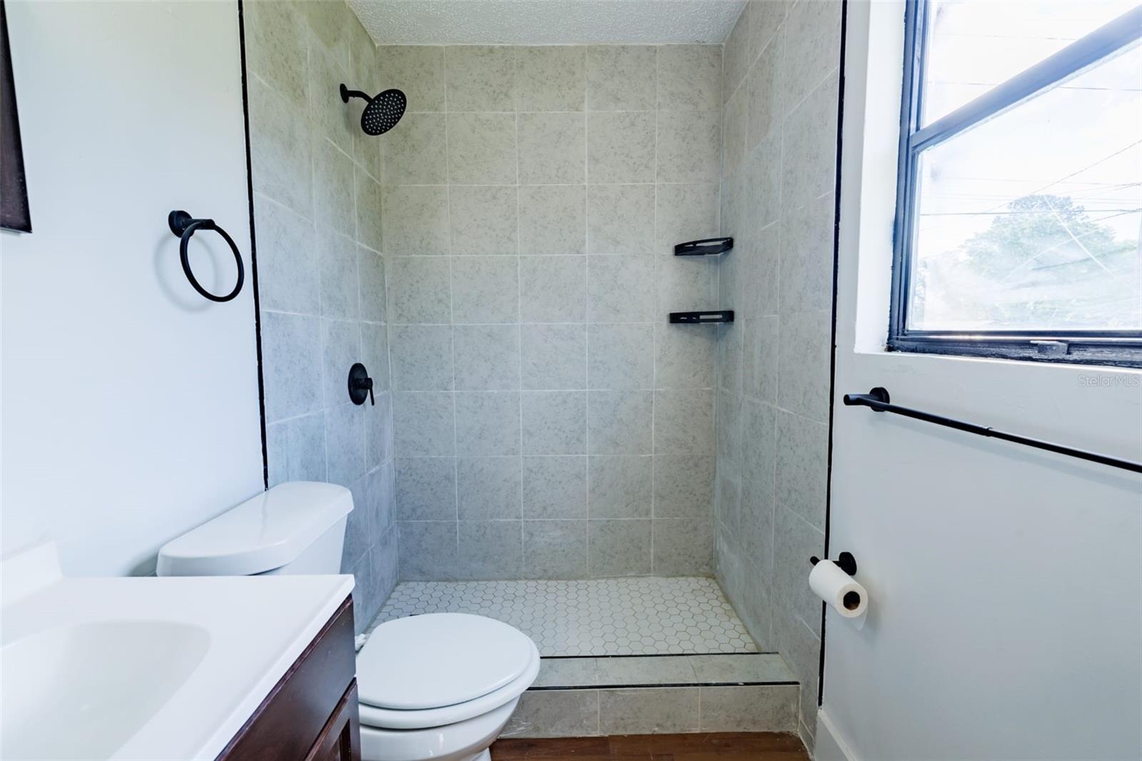 Listing photo id 20 for 9706 22nd Street