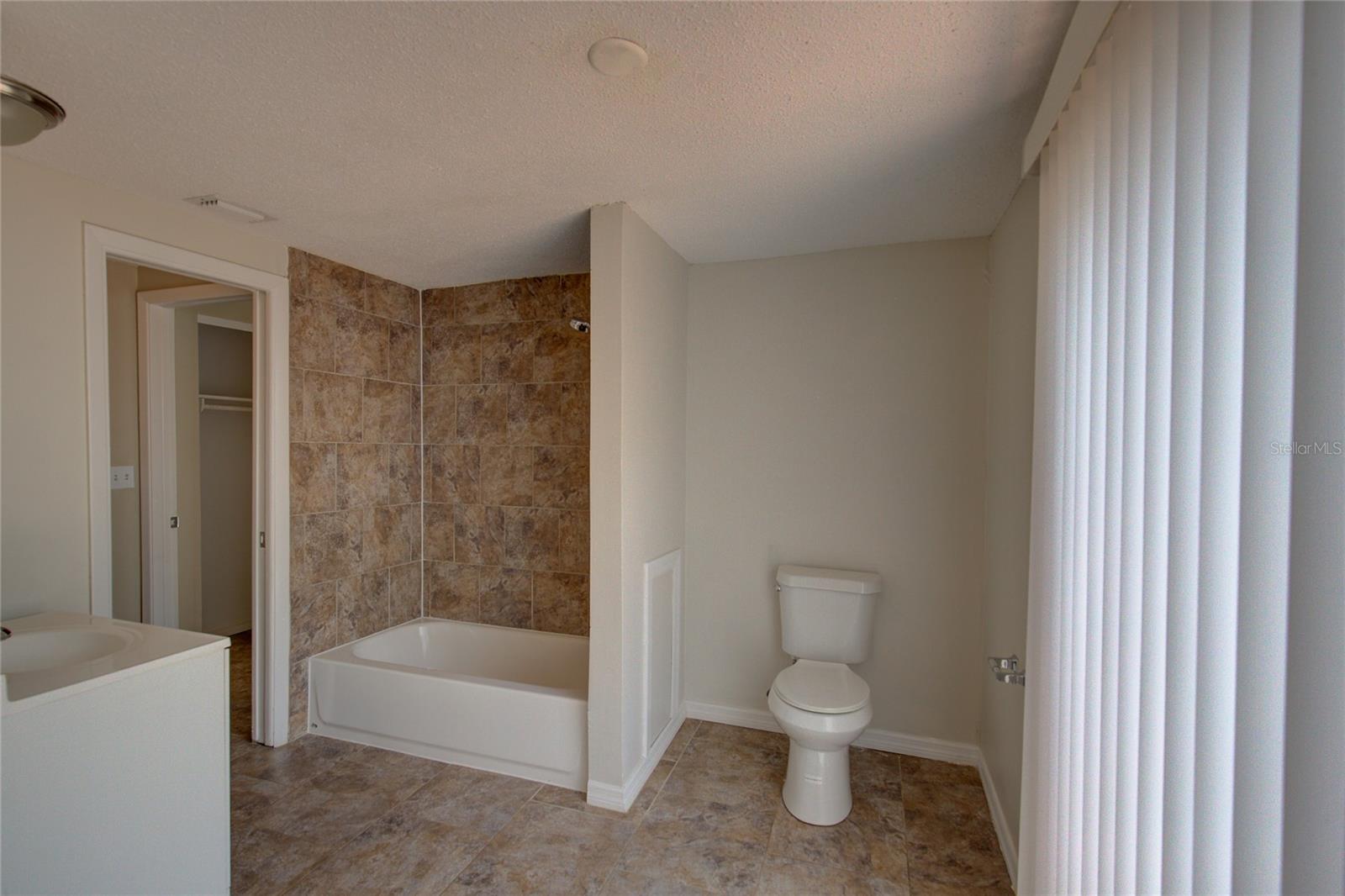 Image 25 of 31 For 2105 Sugarbush Drive