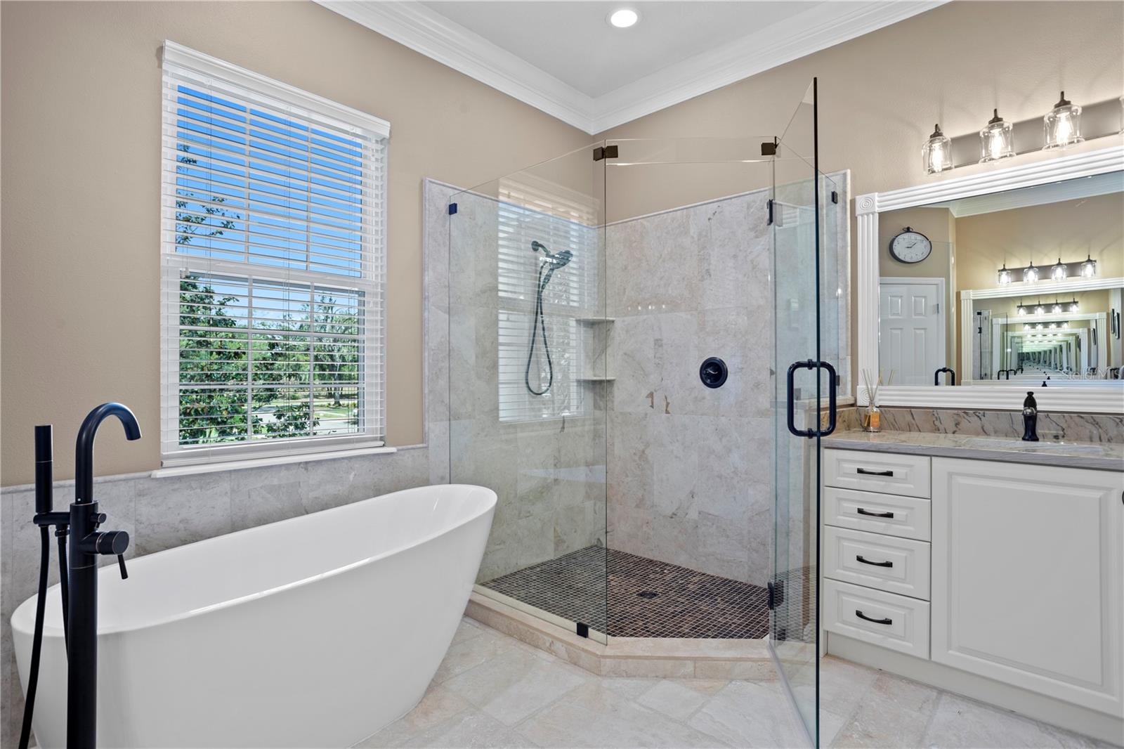 Image 30 of 58 For 5017 Muir Way