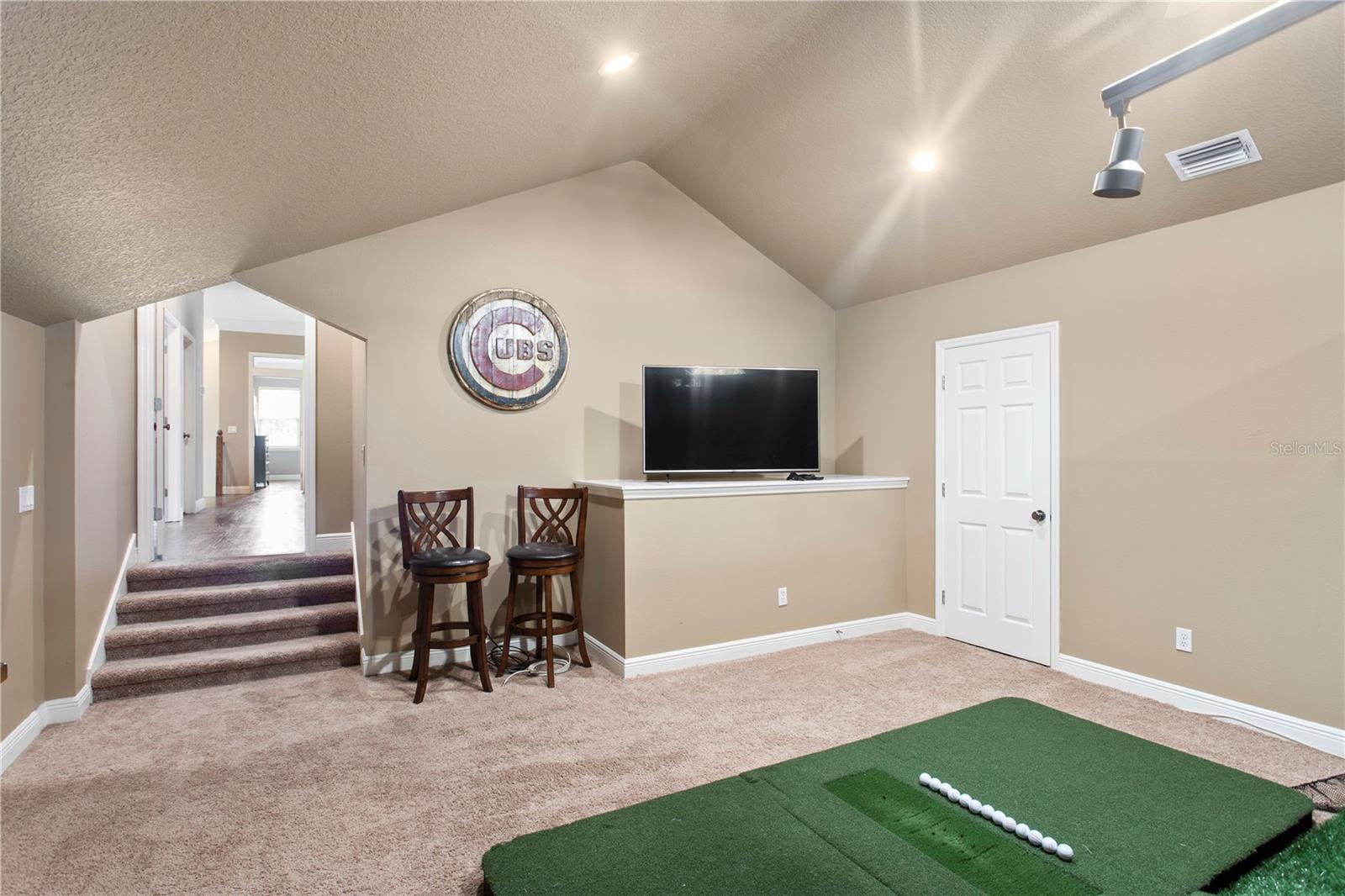 Image 40 of 58 For 5017 Muir Way