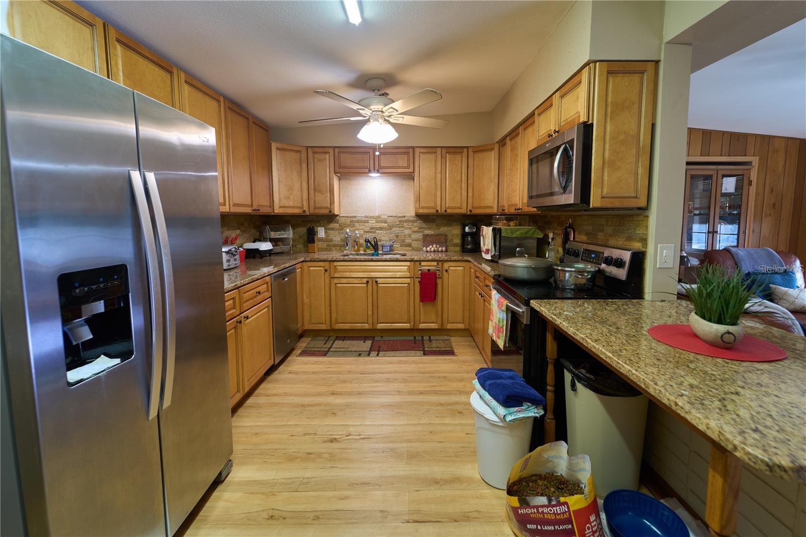 Image 11 of 47 For 18121 Geraci Road