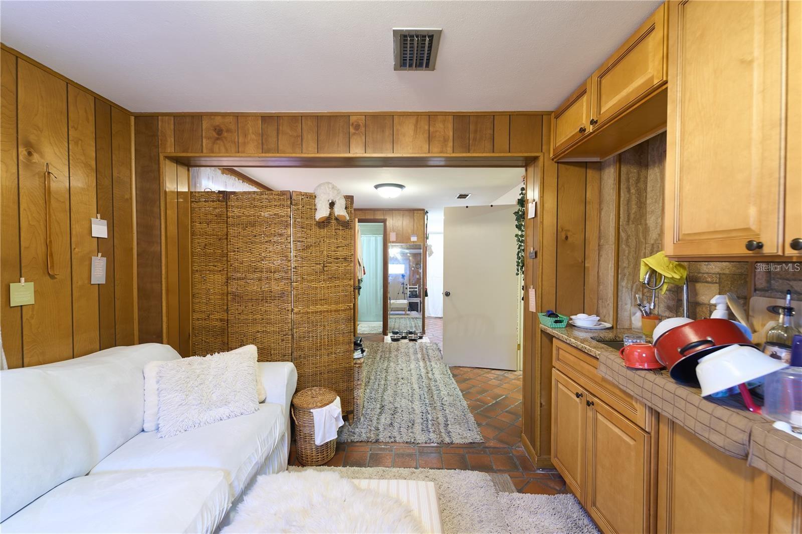 Image 16 of 47 For 18121 Geraci Road