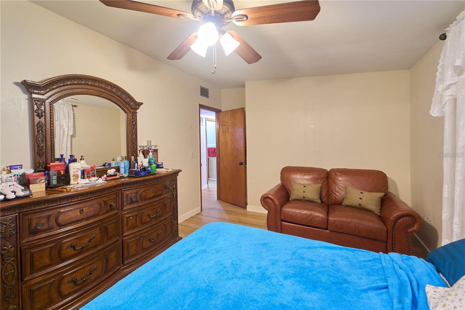Image 21 of 47 For 18121 Geraci Road