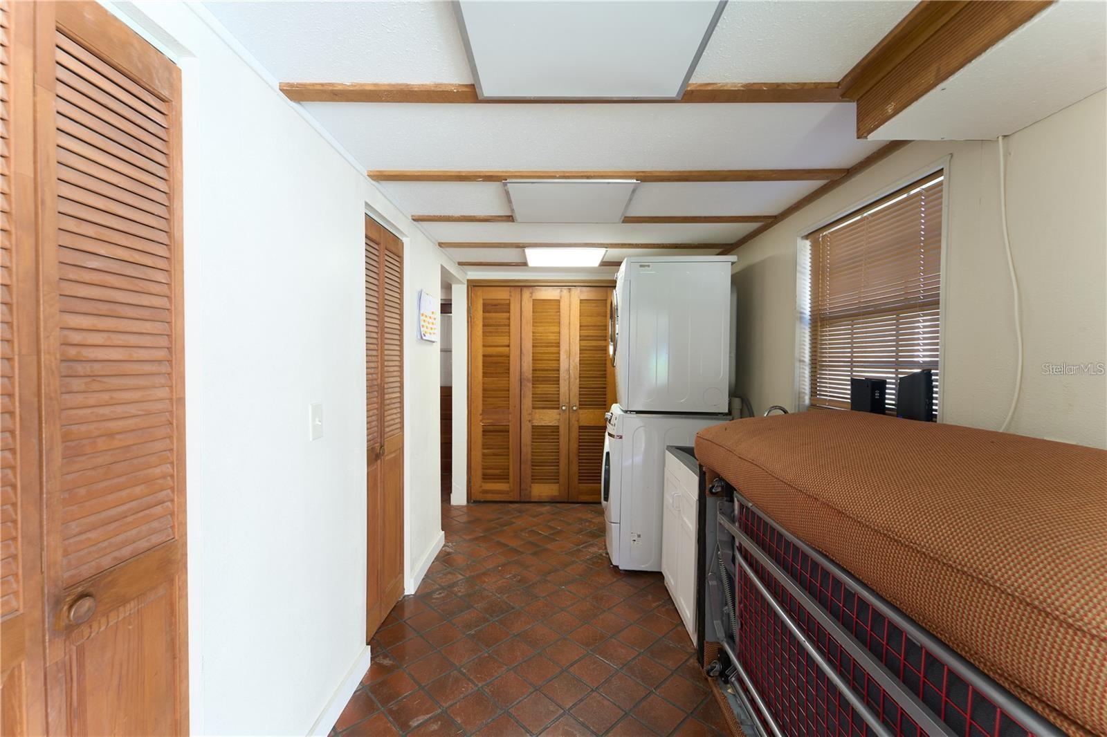 Image 31 of 47 For 18121 Geraci Road