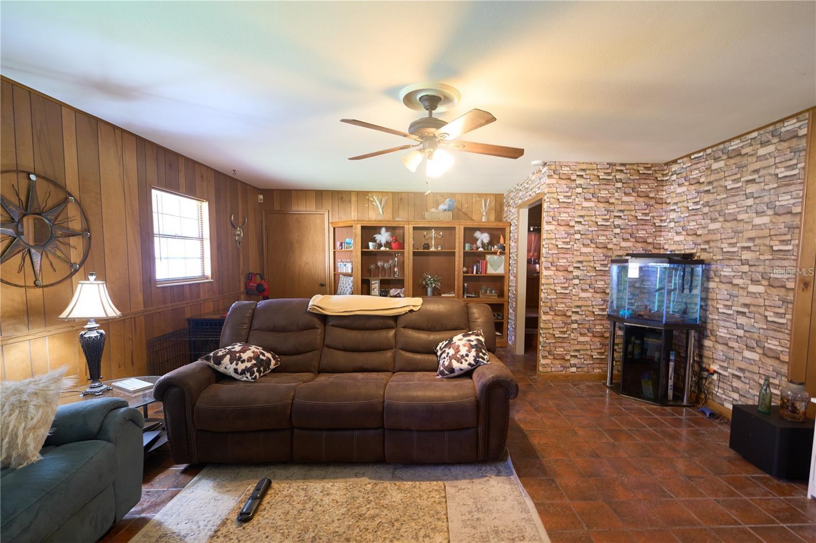 Image 32 of 47 For 18121 Geraci Road