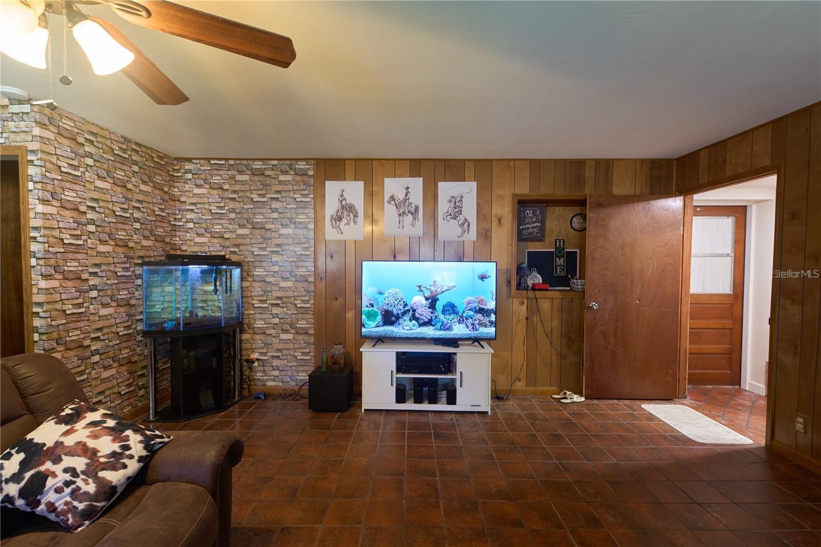 Image 34 of 47 For 18121 Geraci Road