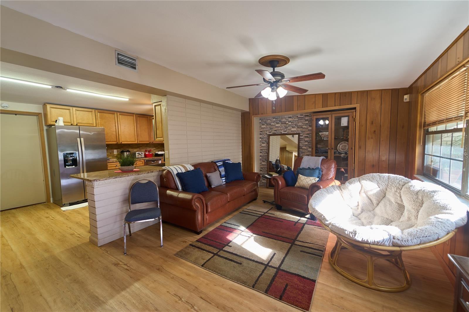 Image 9 of 47 For 18121 Geraci Road