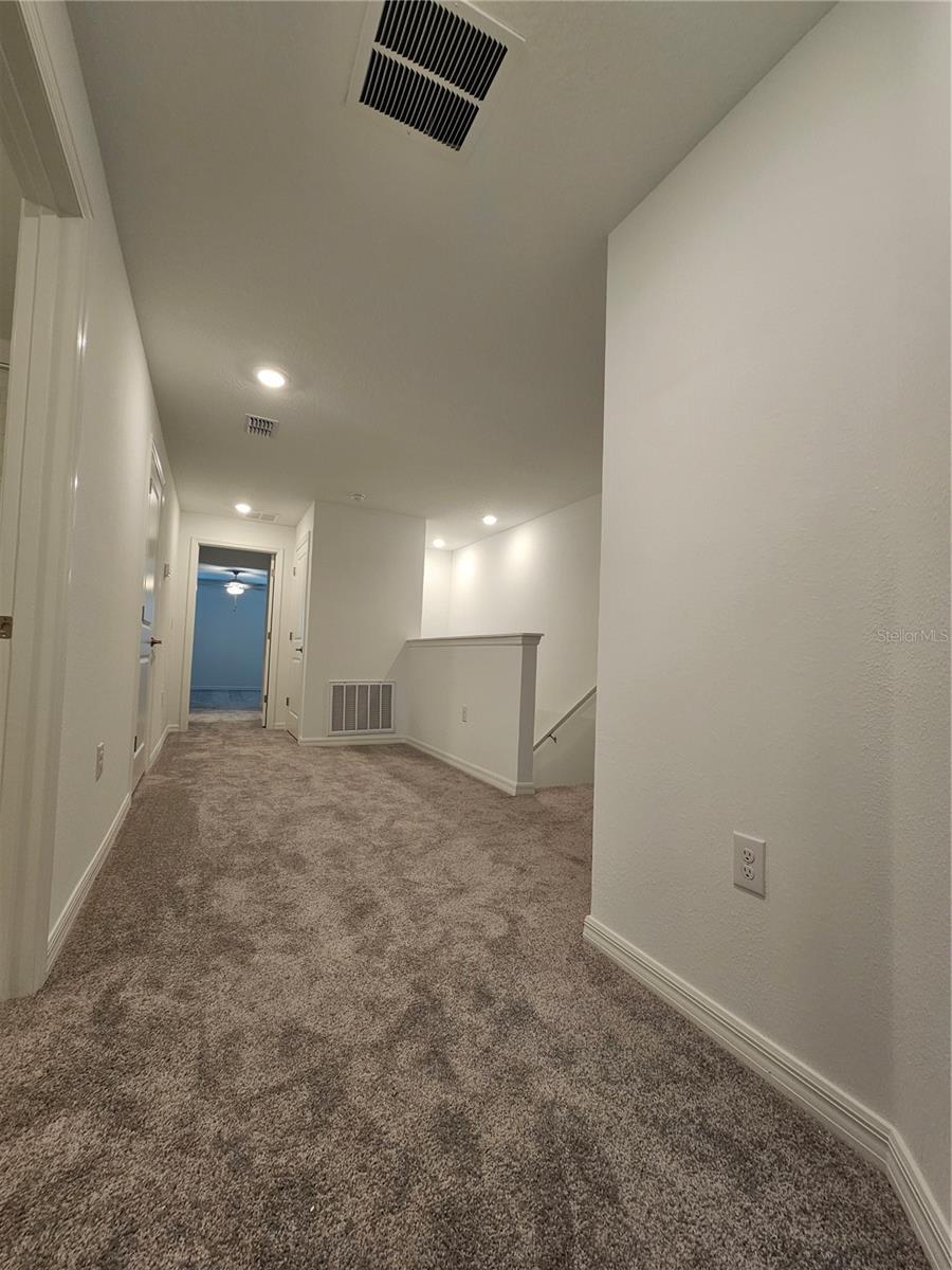 Image 11 of 49 For 5958 Shiner Street