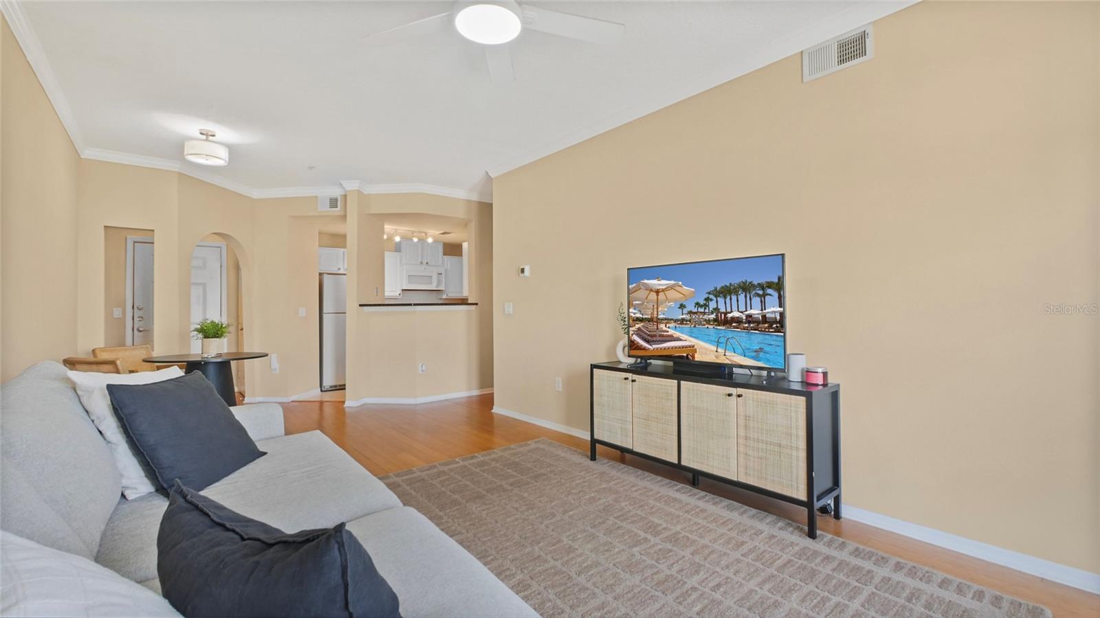 Image 7 of 31 For 501 Knights Run Avenue 1335