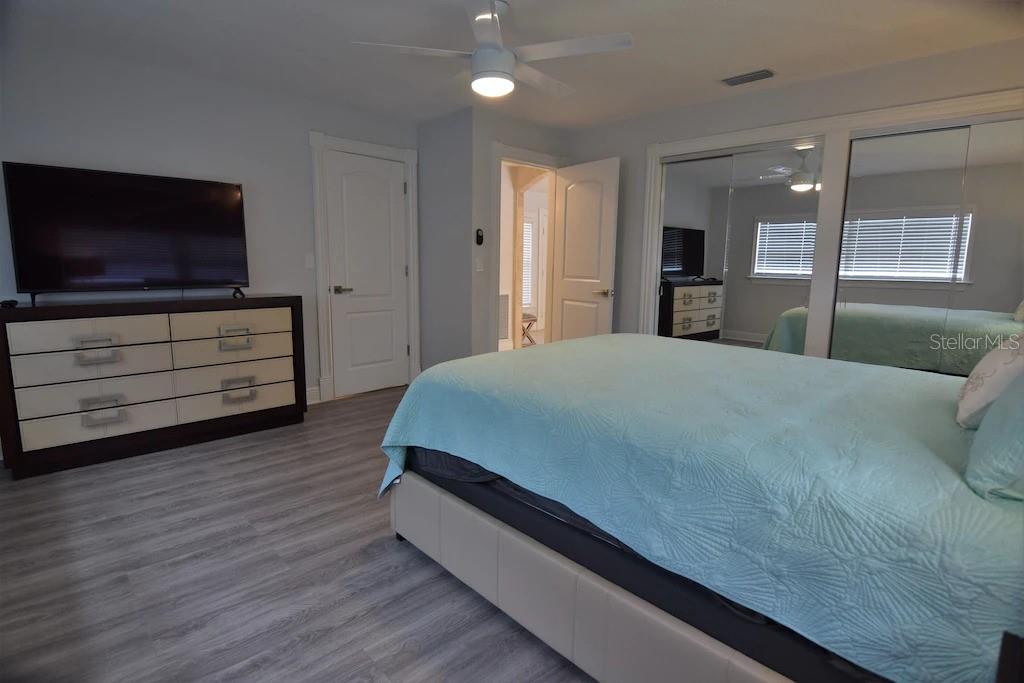 Image 18 of 29 For 2226 Siesta Drive