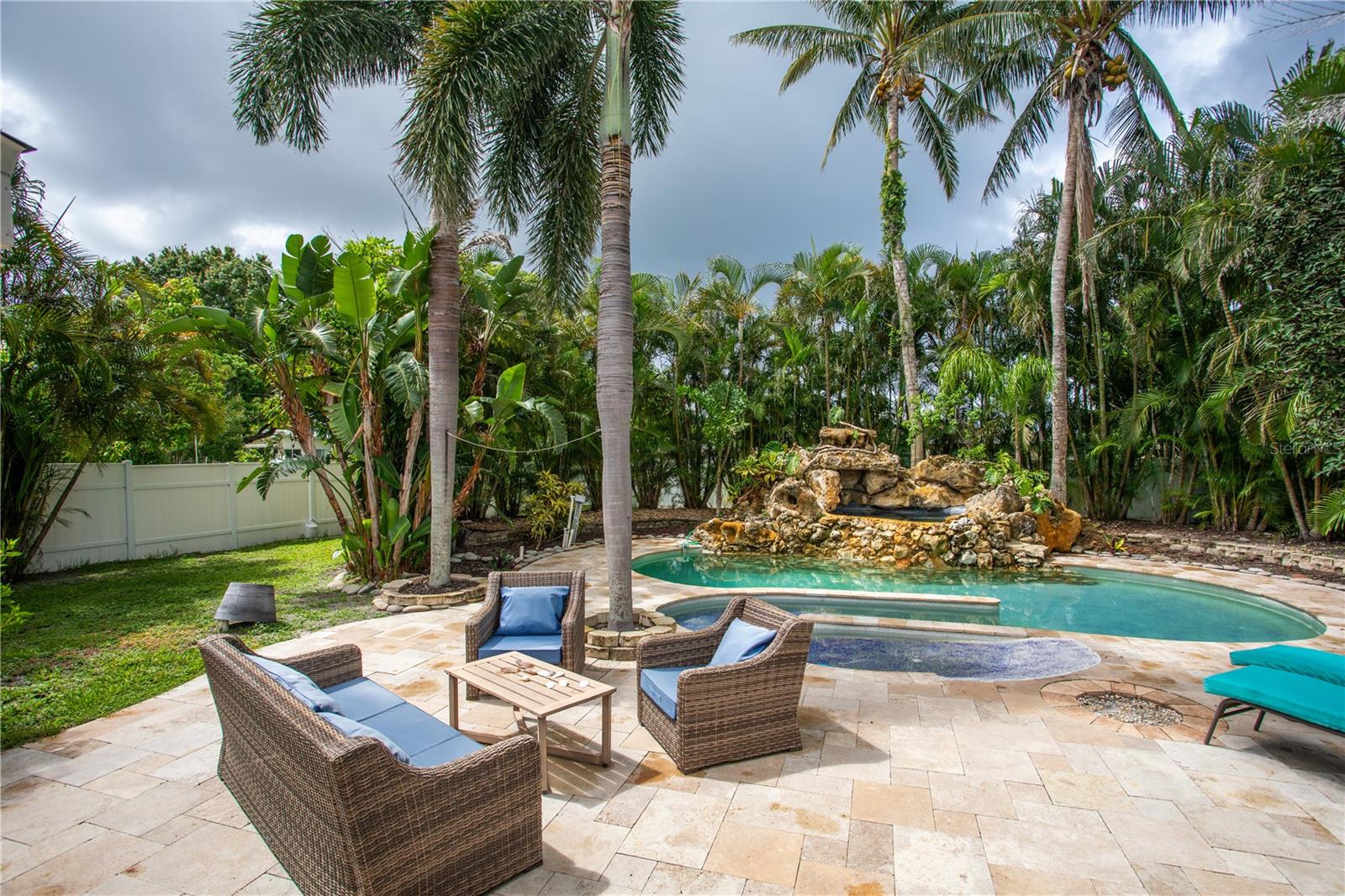 Image 33 of 40 For 2226 Siesta Drive