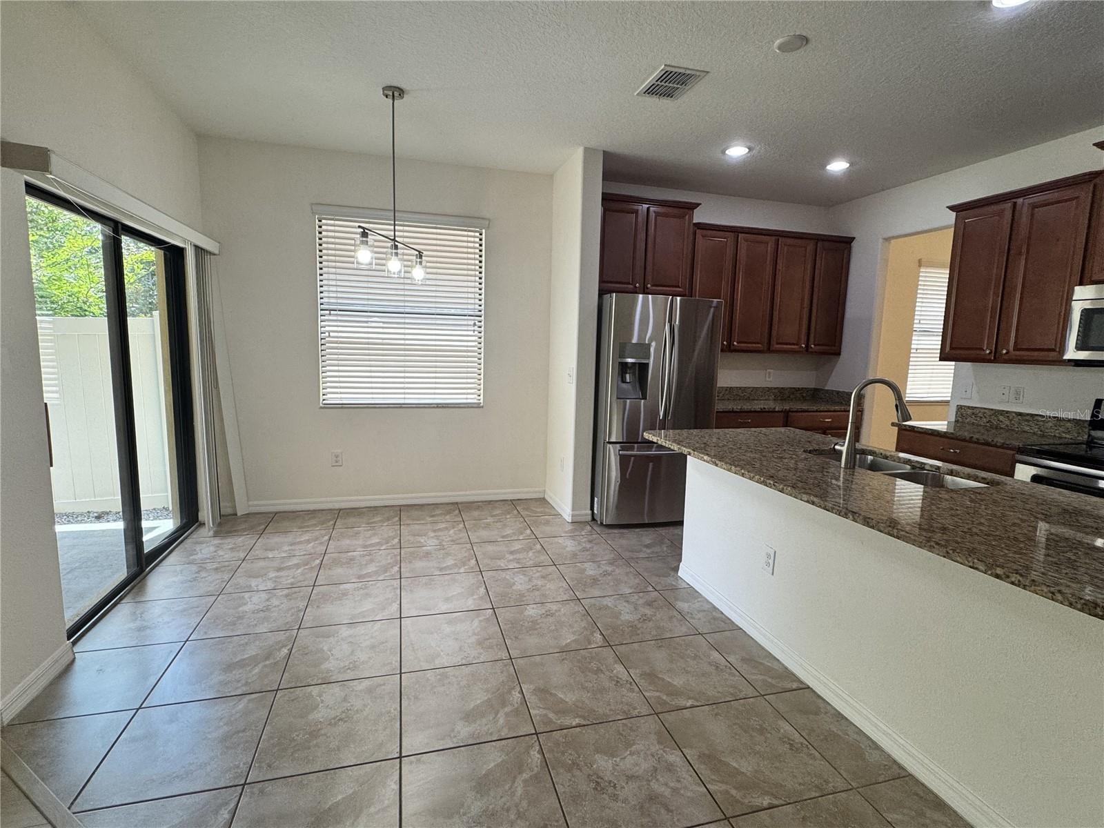Image 10 of 33 For 2731 Hampton Green Lane